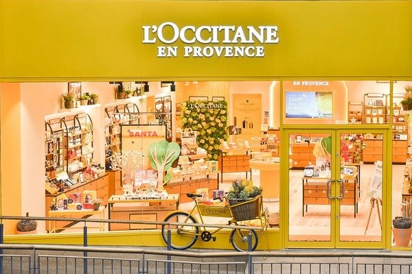 L’Occitane Reports Mixed Financial Results Amid Buyout Efforts